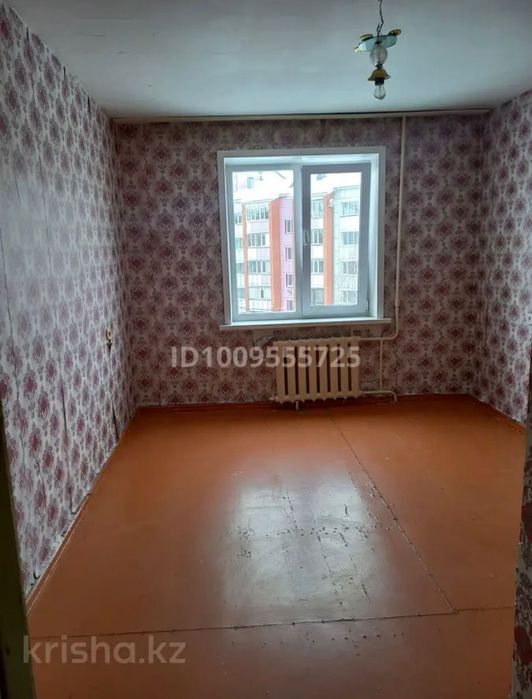 Продам двухкомнатную квартиру. Центр города.