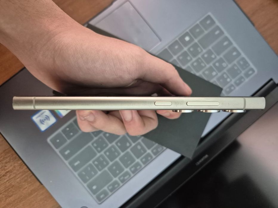 Samsung Galaxy S24 ULTRA