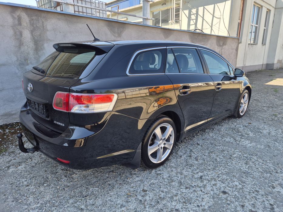 Toyota Avensis 2009 2.0 D-4D  Dual Climatronic