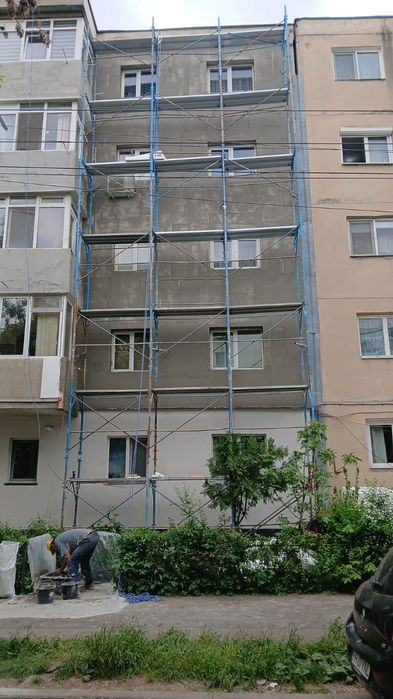 Închiriere schela și izolații exterioare zona dambovita și împrejurimi