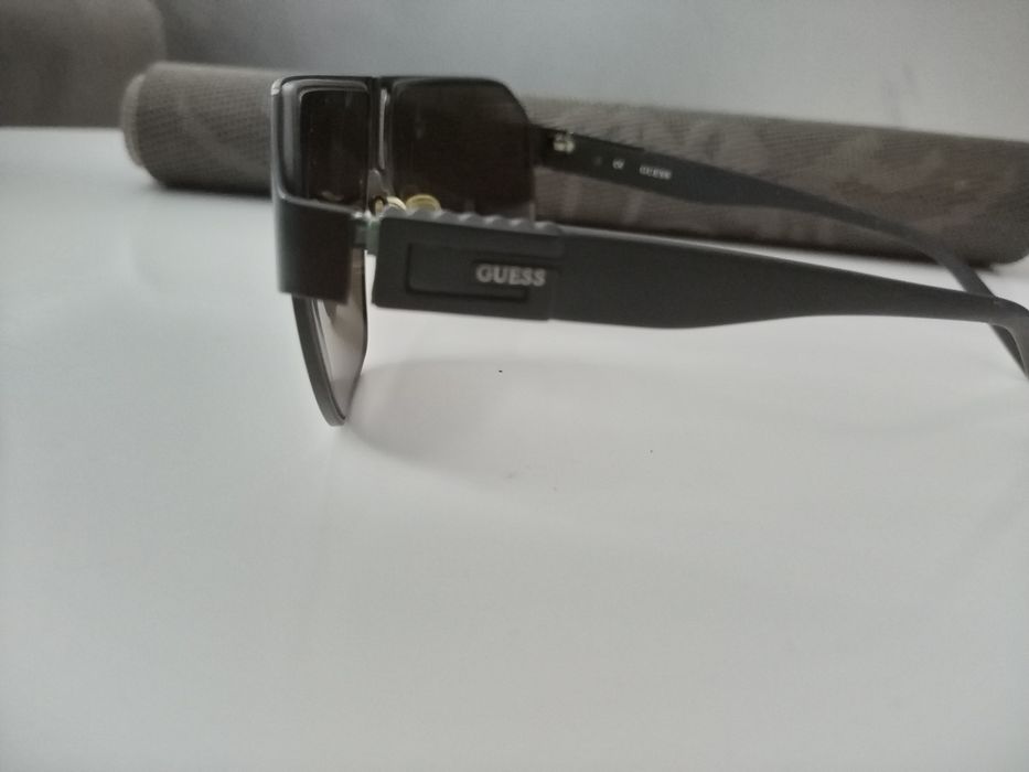 Ochelari de soare Guess barbati