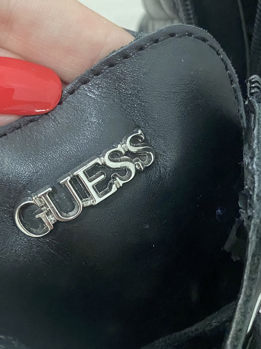 Ghete Guess marimea 38 negre, din piele