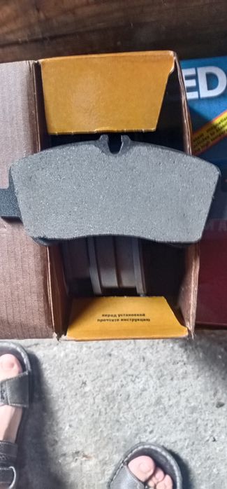 Тормозные колодки. Лампы LED H7. Стартер УАЗ.