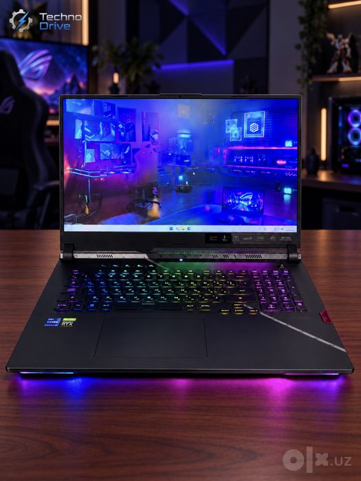 !ASUS ROG Strix SCAR 17 — G733ZW