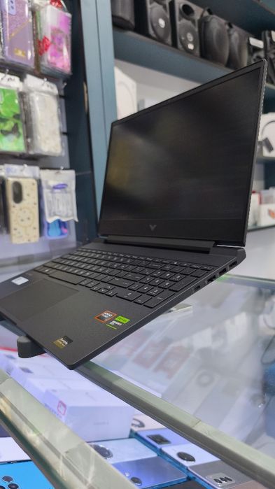 HP Victus RTX4060 8Gb