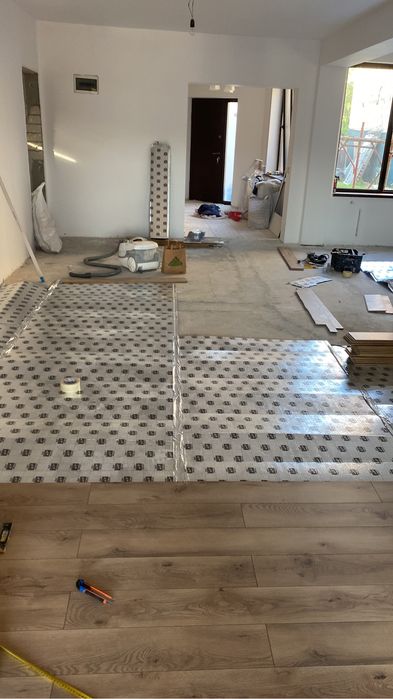 Montaj parchet laminat /stratificat / lvt/ spc