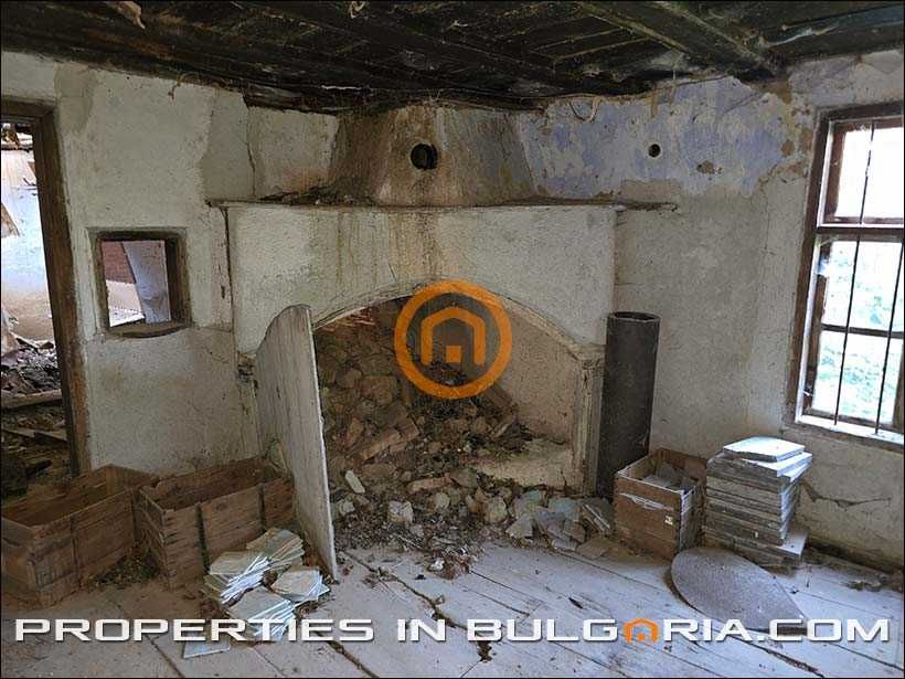 Селски имот перфектен за къща за гости в Еленския Балкан