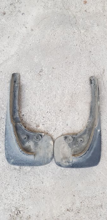 Запчасти на Мерседес 124