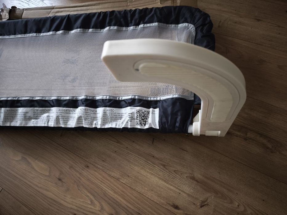 Предпазна ограда за легло