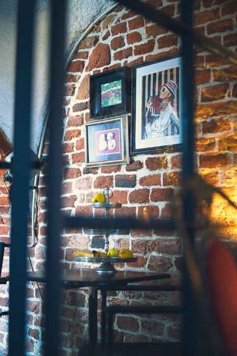 Chirie post/scaun in  salon unde lucrezi pentru tine, nu pentru alții.