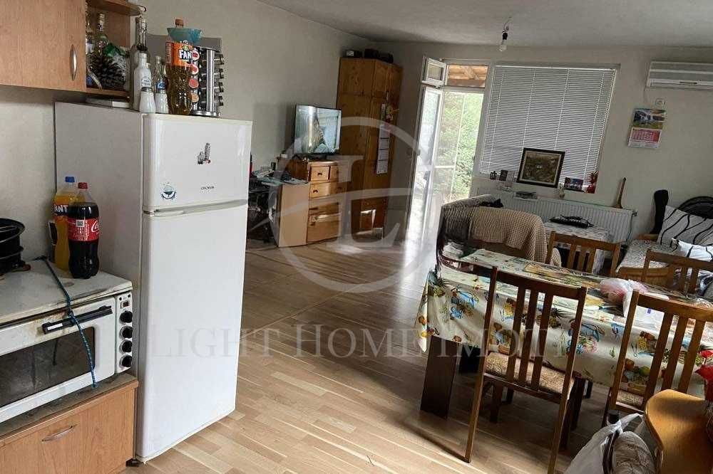 Реф. 1428 Еднофамилна двуетажна къща / Скутаре