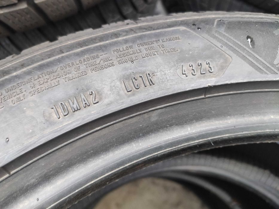 2бр Зимни гуми 245 45 19 - Goodyear - DOT 2023