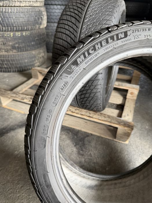 2 anvelope iarna 275/35/19 Michelin app noi DOT 2025