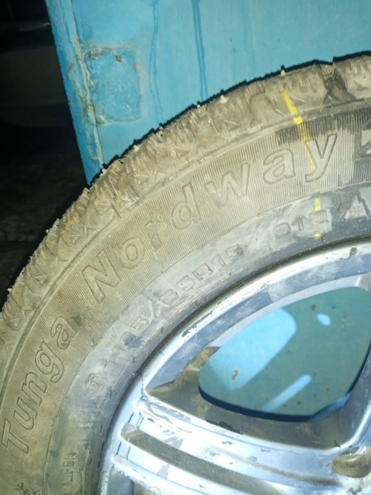 Продам резину зима шипы