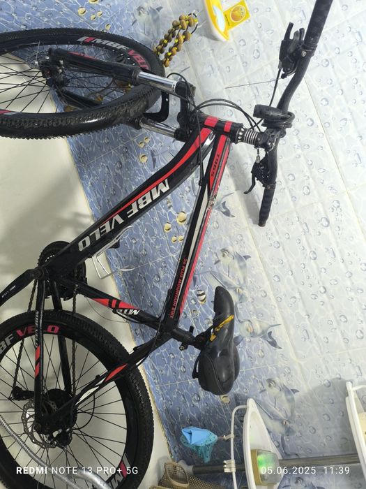 Велосипед спортивный.