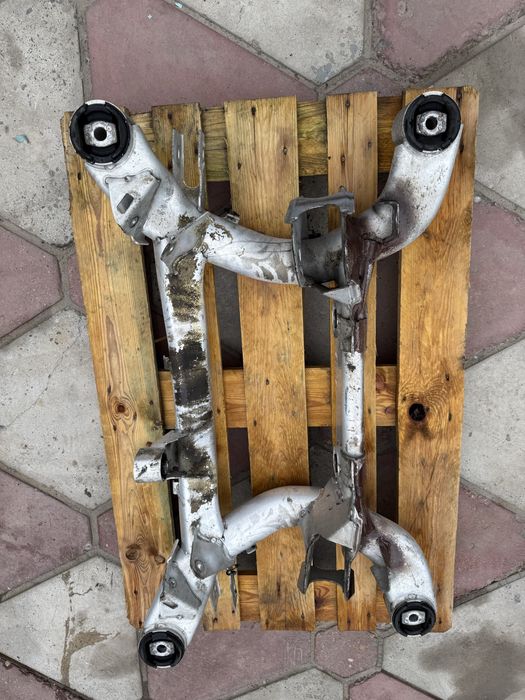 Балка на бмв е39