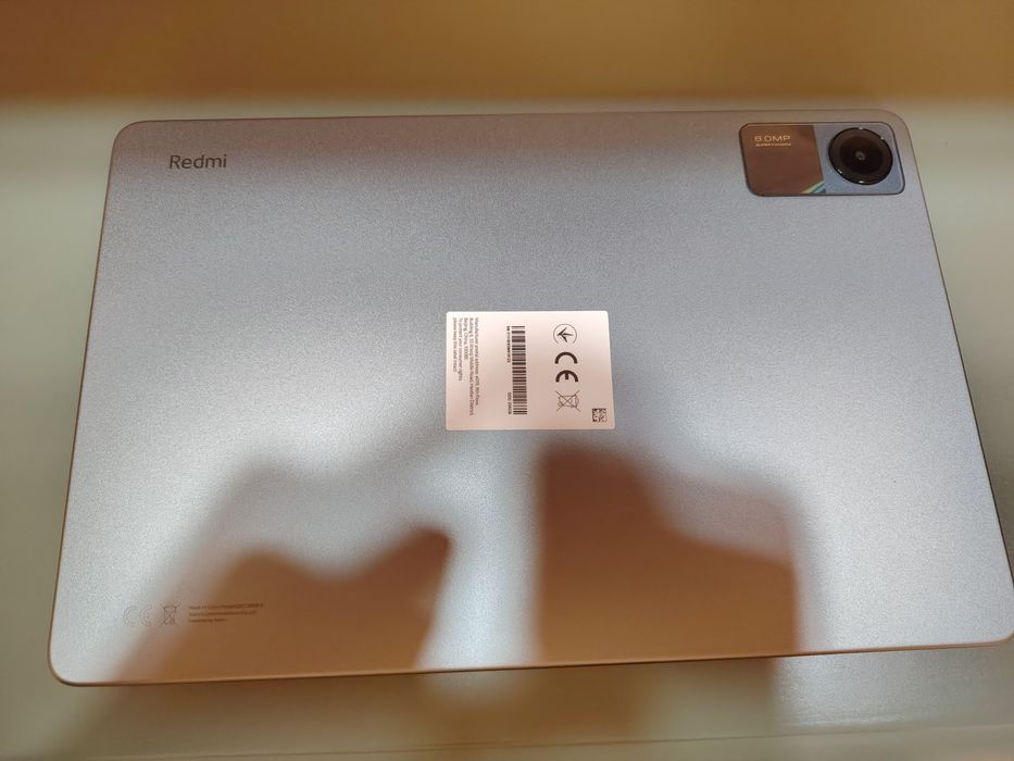 Продам планшет Redmi pad se новый почти не пользовался!
