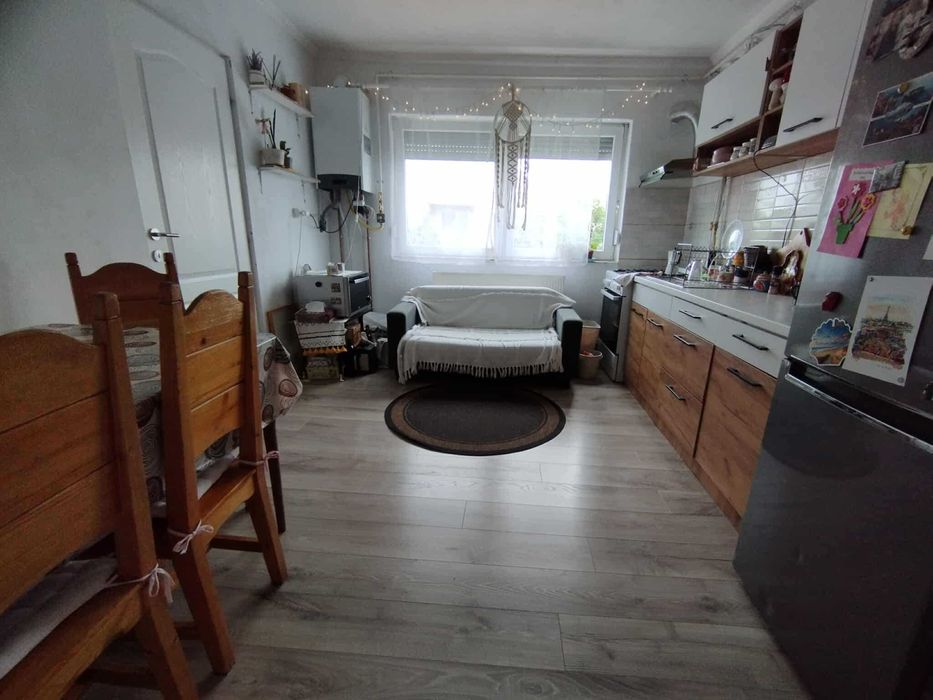 Apartament plus garaj