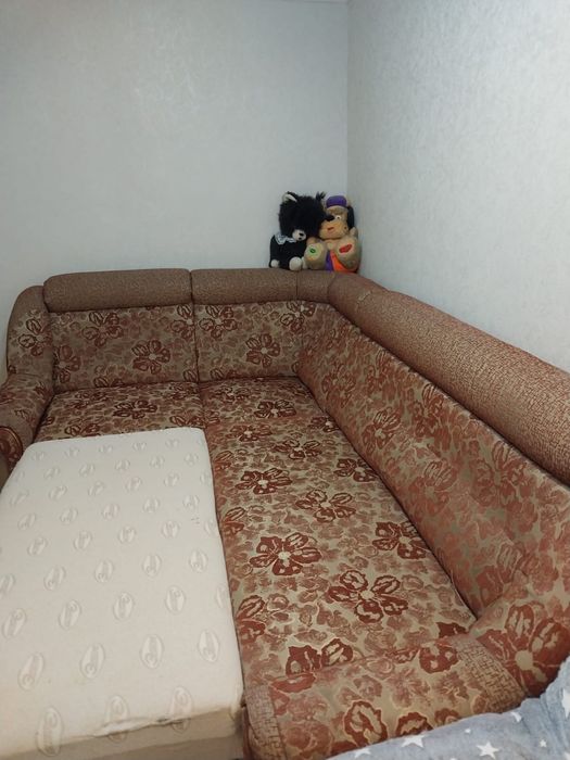 Продам диван-уголок