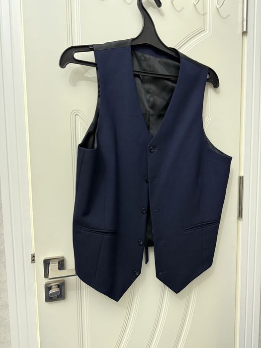 Мужская Жилетка под костюм Asos