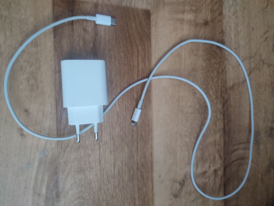 Зарядка на Aiphone 13, 14 оригинал