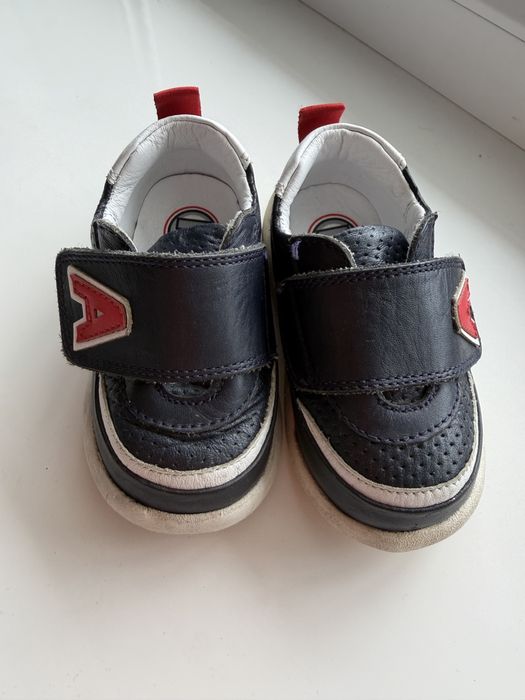 Продам обувь 20 размер