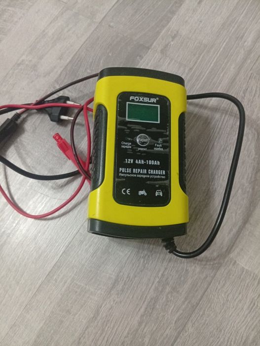 Зарядник для аккумулятора