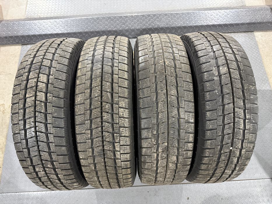 4бр. Товарни Зимни Гуми 215/75R/16C -FALKEN- DOT:2318- 7.4мм+6.3мм