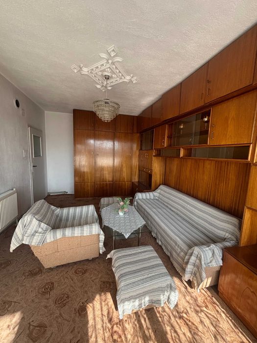 ЧЕТИРИСТАЕН апартамент в ЦЕНТЪРА на Карлово