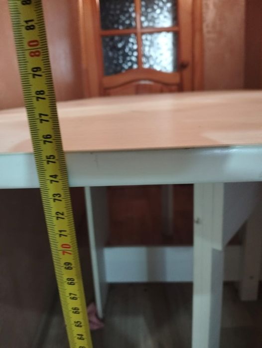 Продам стол книжка