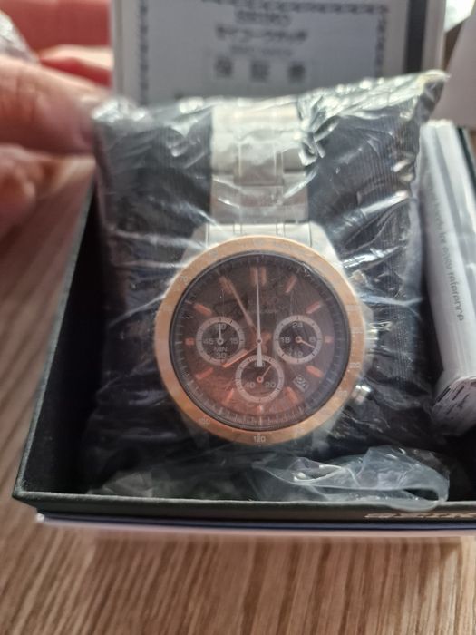 Нов Часовник Seiko, много красив, оригинален