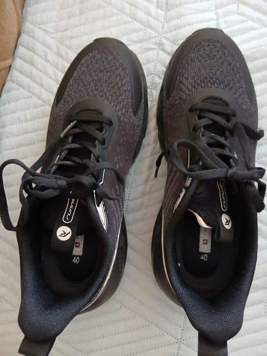 Дамски маратонки