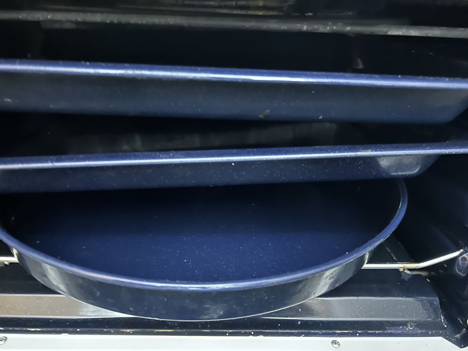 Artel духовка в отличном состоянии