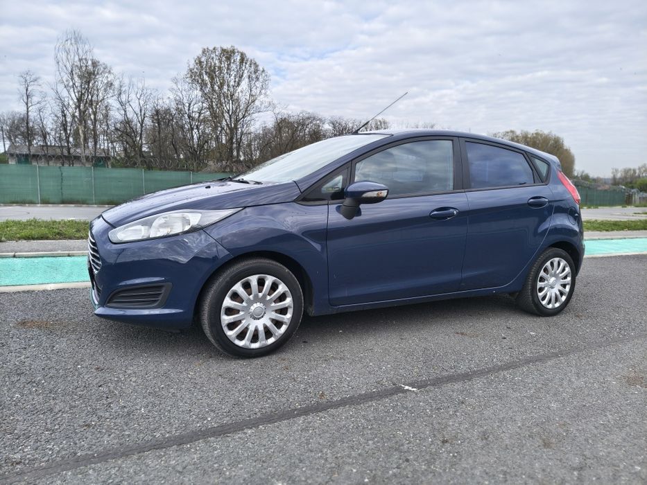 Vând Ford Fiesta 1.0 benzina 80cp