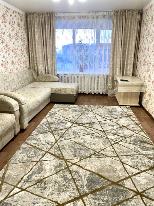 Сдам 2ух ком квартиру посуточно