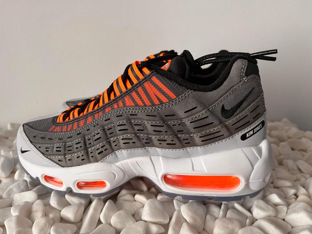 All orange air max hot sale 95