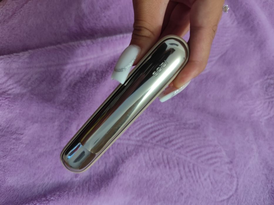 Iqos iluma gold,folosit de câteva ori
