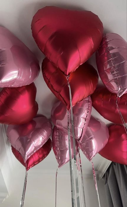 Шары с гелием , красные ,розовые , сердца , на праздник