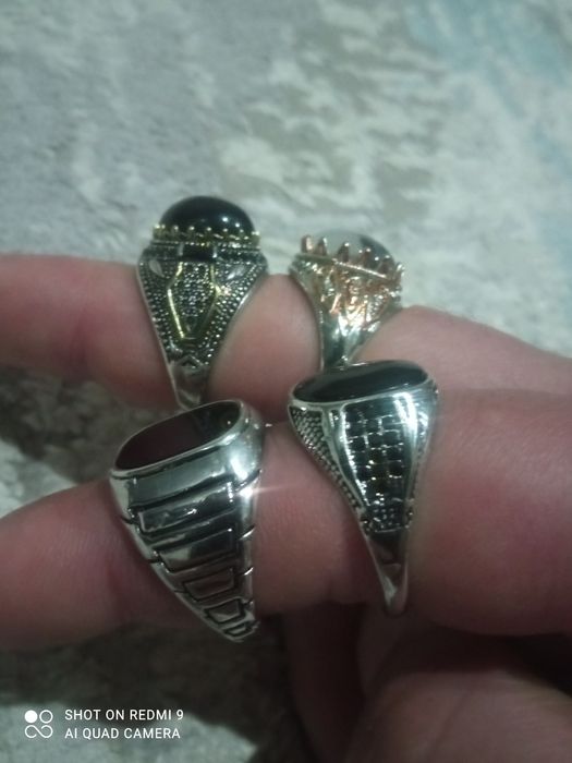Кольцо мужской с камнями, новый