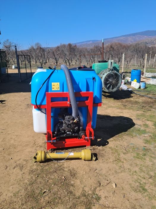 Навесна вентилаторна пръскачка