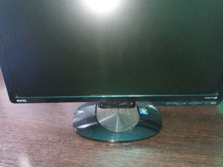 Продаю мониторы б/у