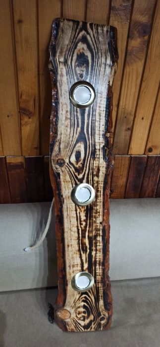 Естествен дървен полилей