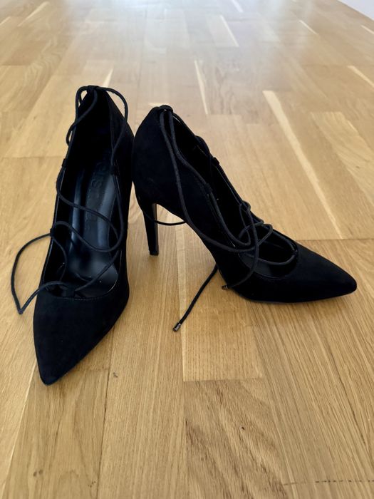 Pantofi stiletto Bershka