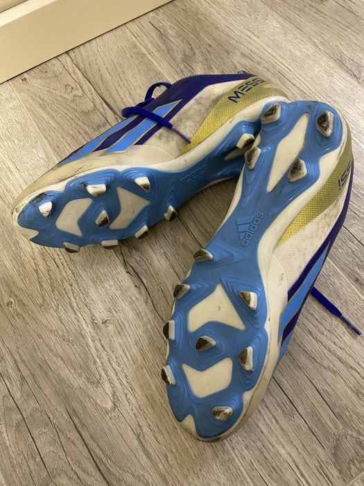 Бутсы adidas размер 40