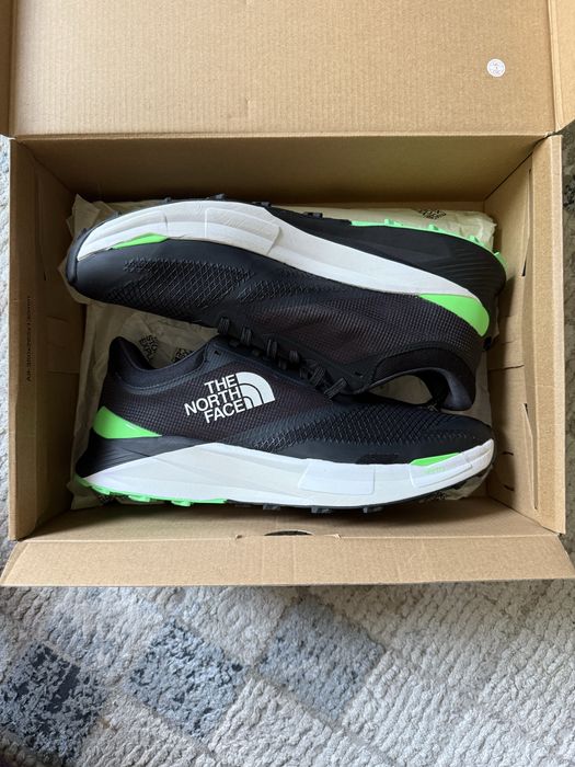 Adidasi The North Face