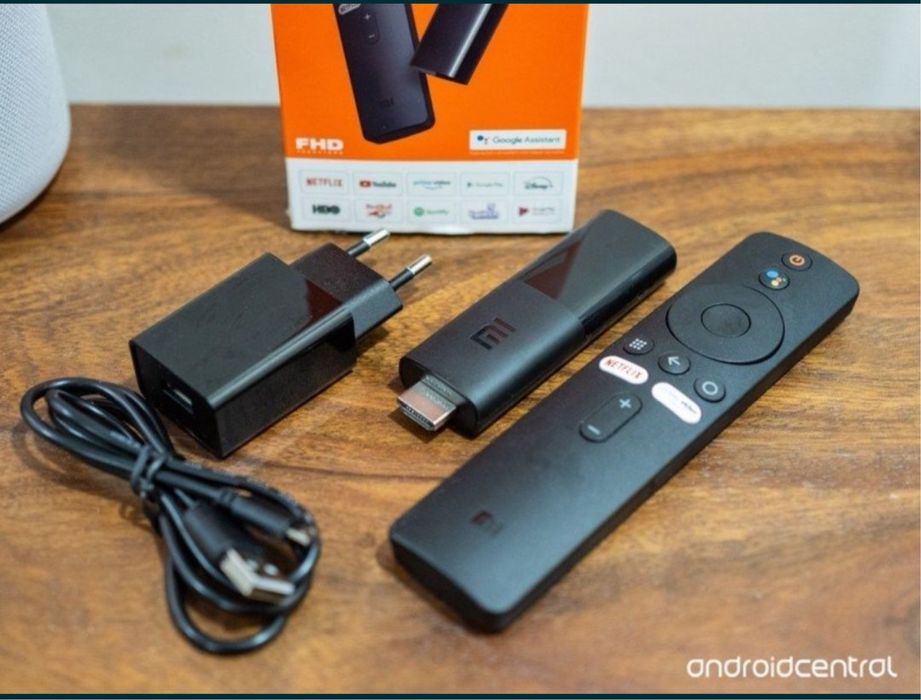 Смарт приставка MiTvStick FullHD