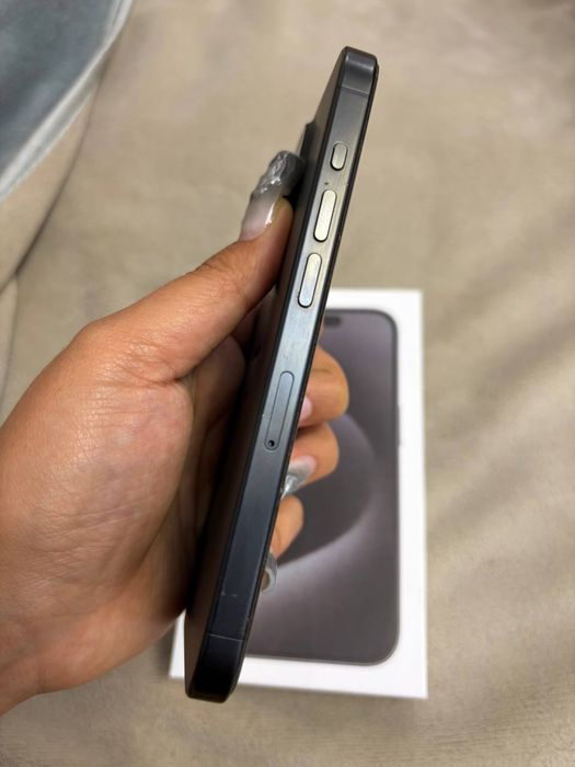 iPhone 15 pro/128гб
