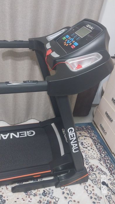 Беговая дорожка GENAU
