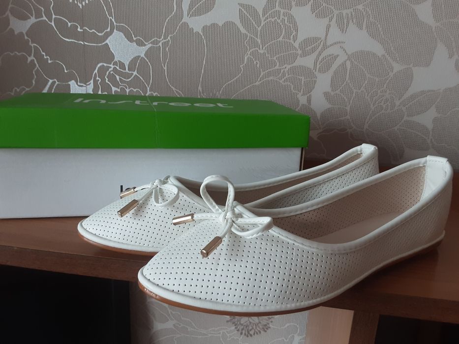 Продам новые балетки размер 36