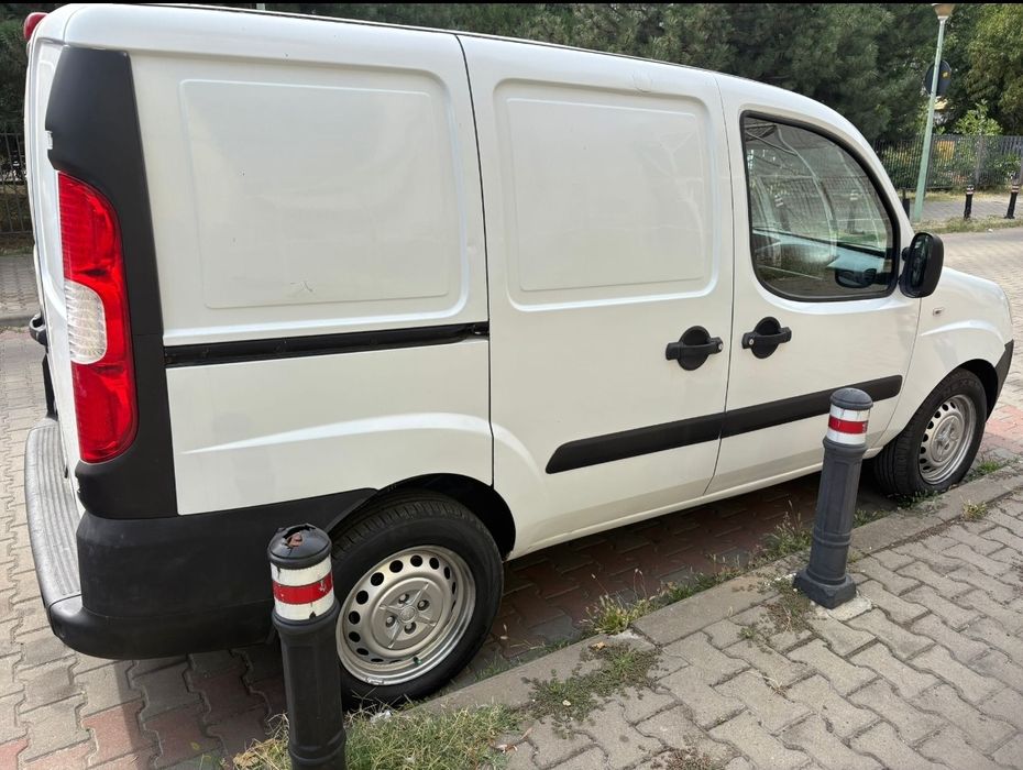Vând fiat doblo 1.4 benzina